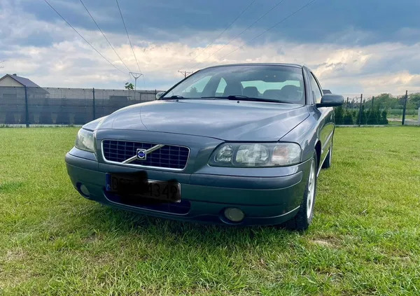 volvo s60 dolnośląskie Volvo S60 cena 8000 przebieg: 391000, rok produkcji 2003 z Strzelin